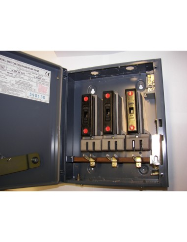 MEM 60KXTNC2F HRC Switch Fuse 63amp 3...