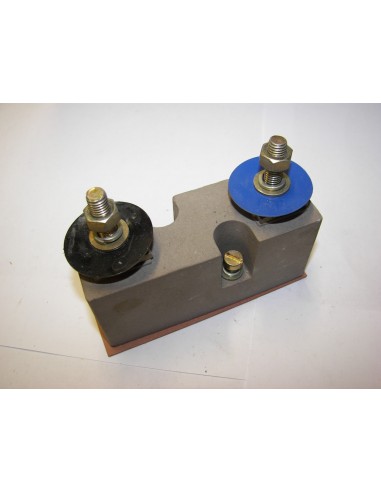 MEM 243BBC Busbar support for 200amp...