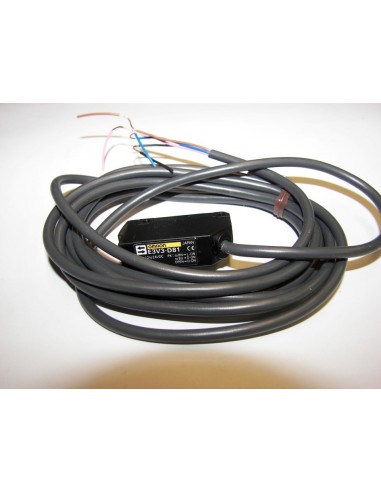 Omon E3V3-D81 12-24vdc Proximity sensor