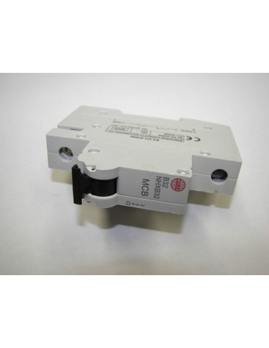 Wylex NHXB32 1 Pole B32amp Mcb breaker