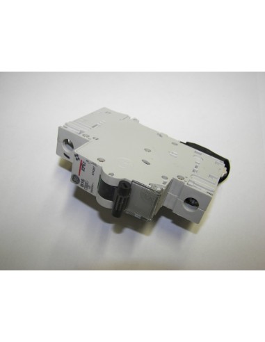 General Electric 674270 B16amp 1 Pole...