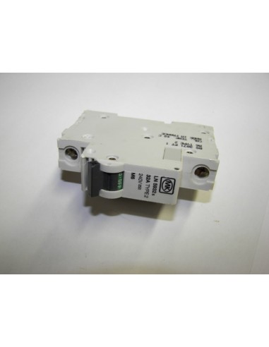 MK LN5932S 32amp Type 2 1 Pole Mcb...