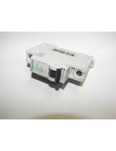 Schneider Electric 25704 C60HD D32amp...