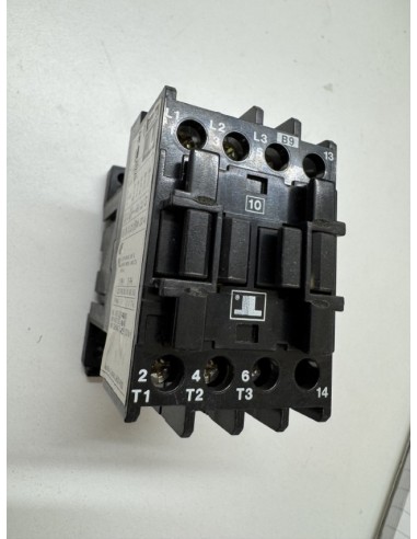 Lovato B9 4 Pole 20 Amp Contactor 240v