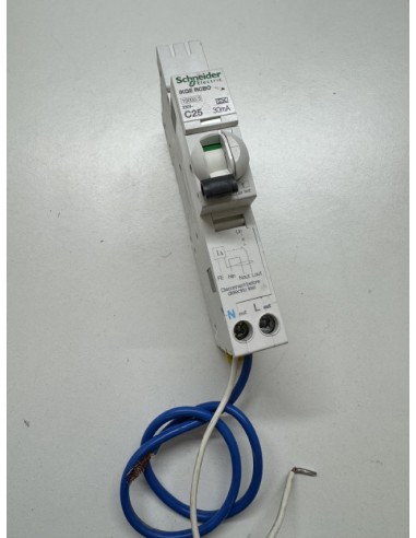 Schneider A9D17825 IKQE C25 Amp 30ma...
